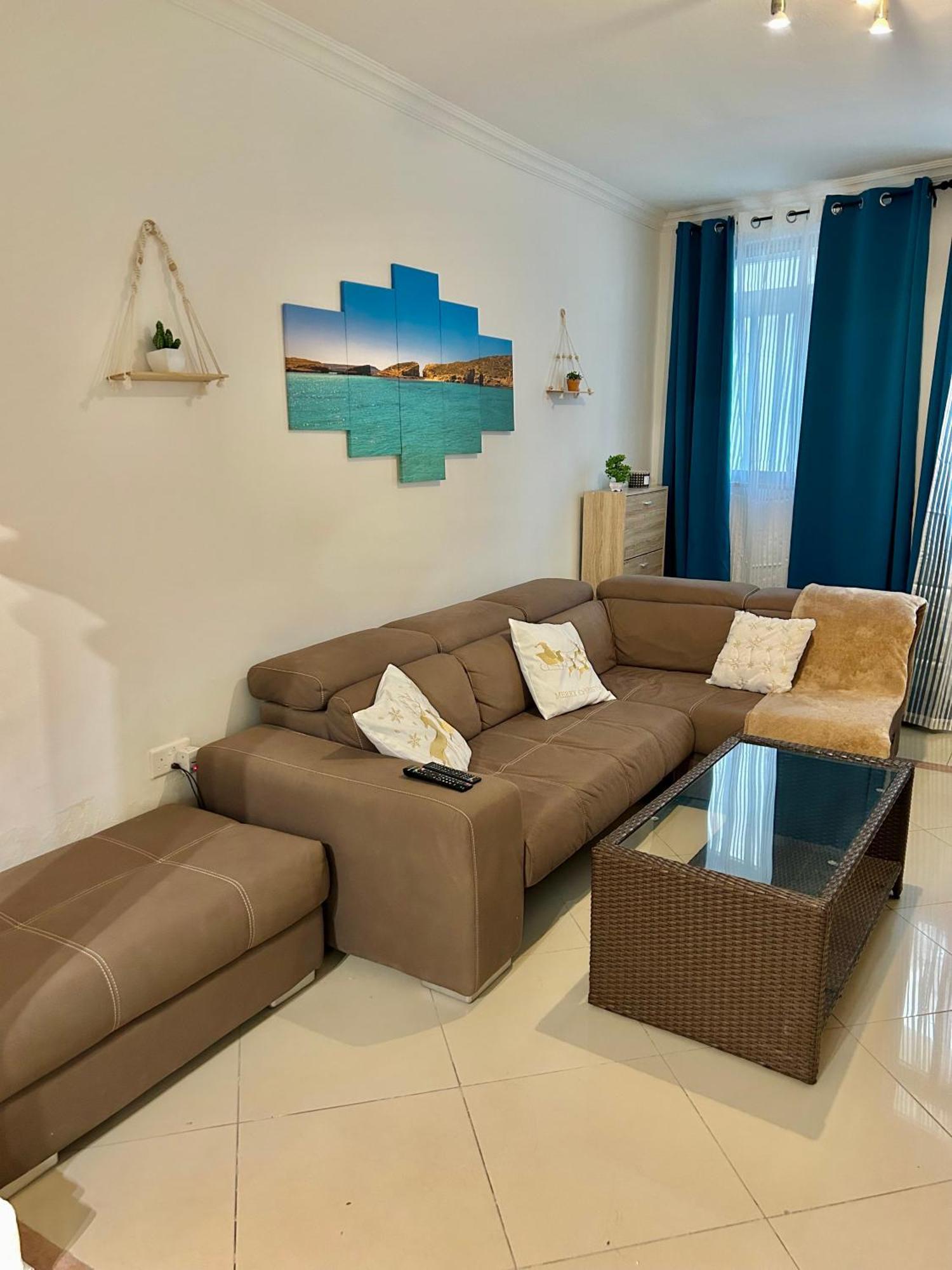 Beach Front 3-Bedroom Holiday Home Mellieha Exterior foto