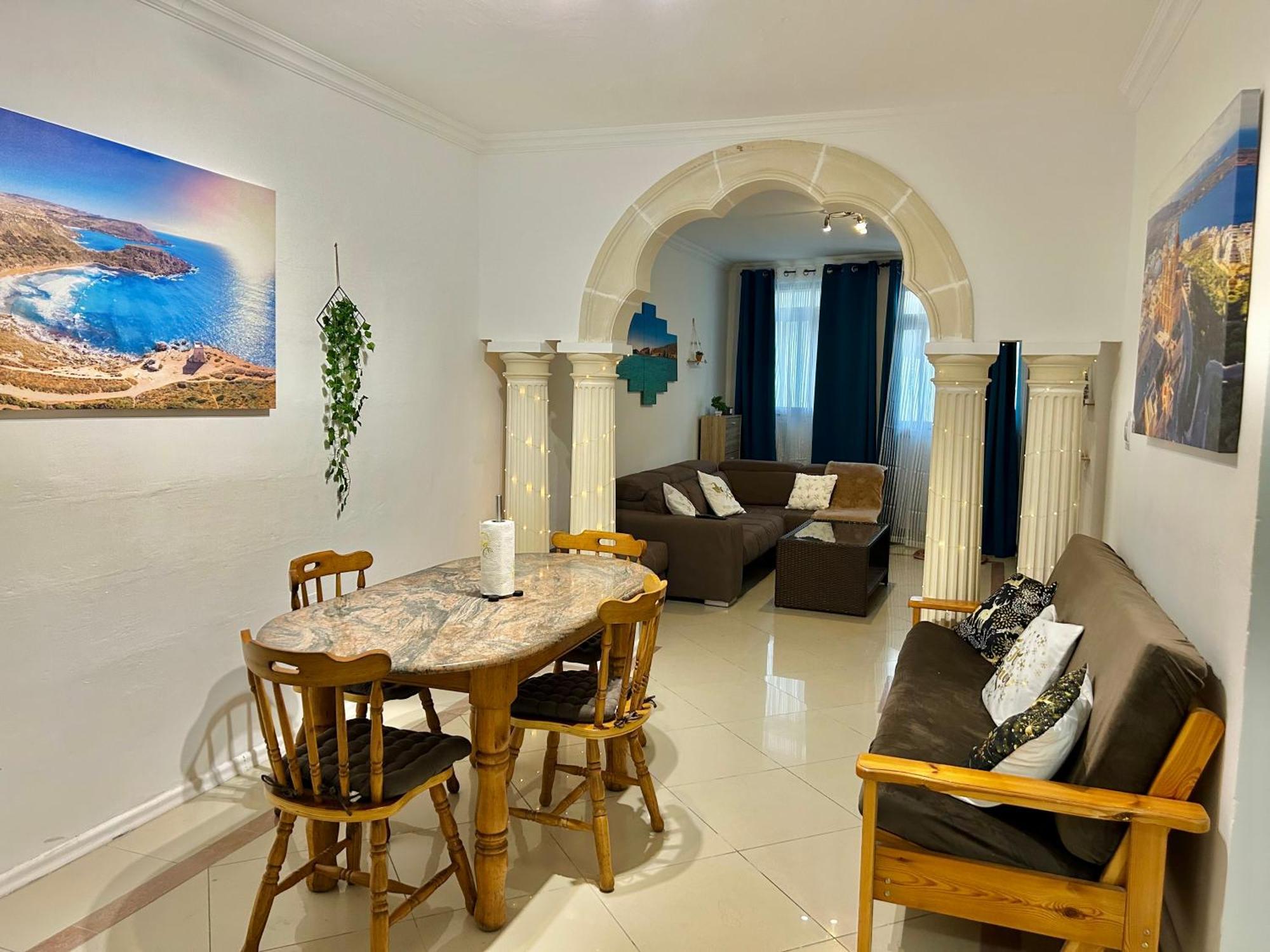 Beach Front 3-Bedroom Holiday Home Mellieha Exterior foto